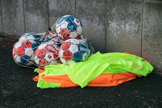 帕尔默闪耀赛场，米克尔力挺两将.