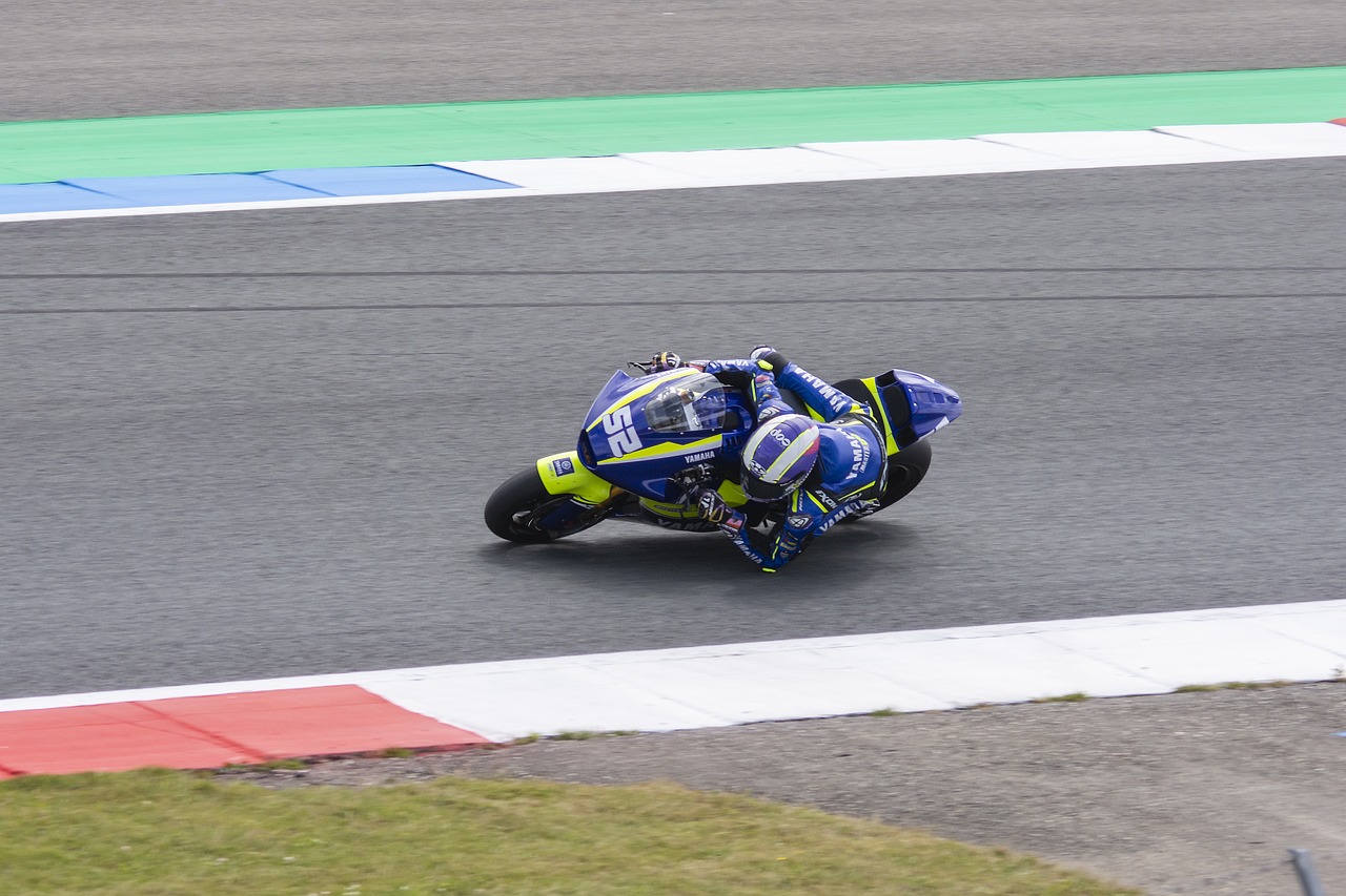 布克31+8比尔30分 巴恩斯20+9猛龙一波流带走太阳_篮板_NBA.